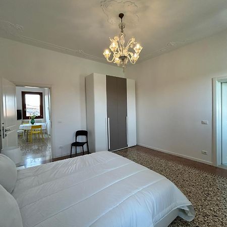 Murano Canal View المظهر الخارجي الصورة