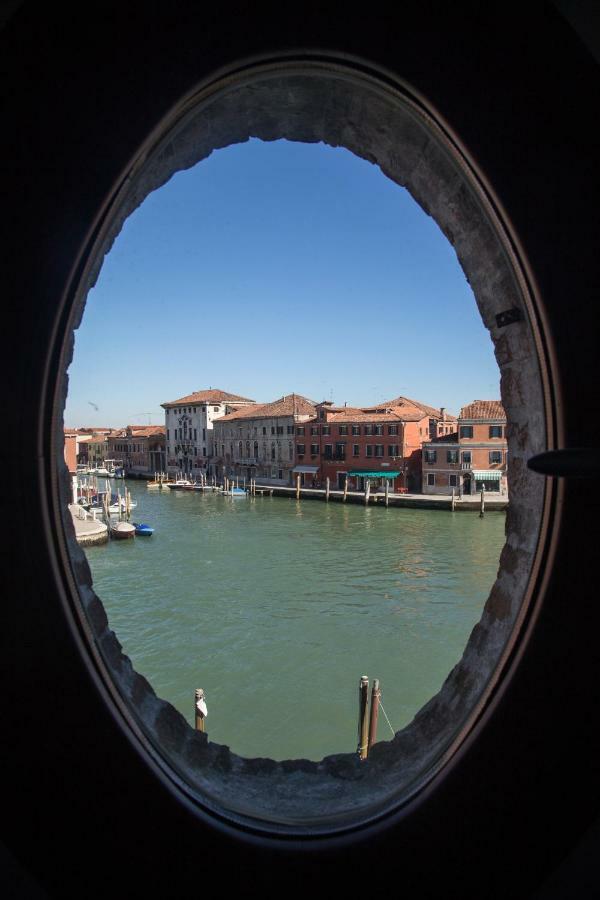 Murano Canal View المظهر الخارجي الصورة